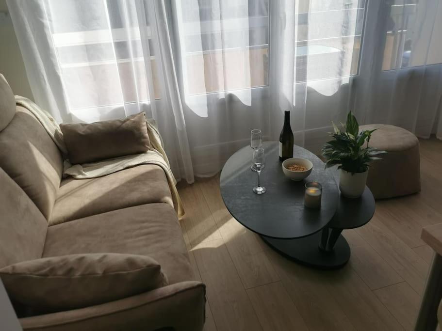 Апартаменты Le Stoubenn, Raffine Et Chaleureux Конкарно Экстерьер фото