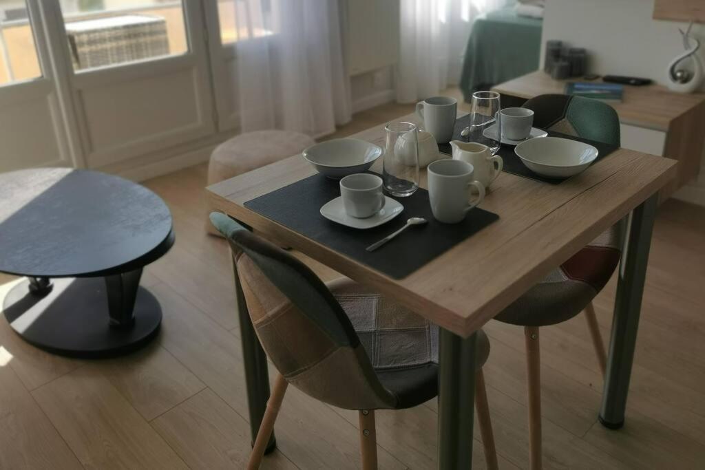 Апартаменты Le Stoubenn, Raffine Et Chaleureux Конкарно Экстерьер фото